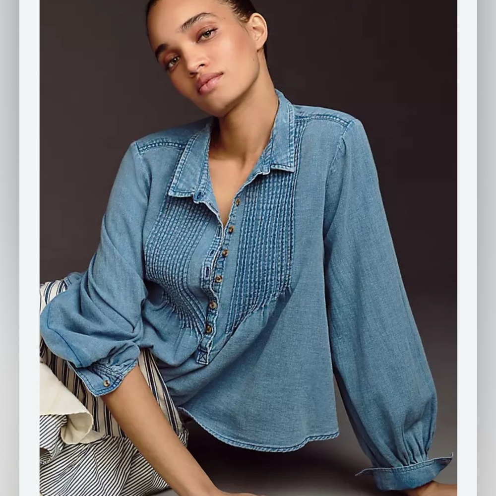 Anthropologie Pilcro Denim Pintuck
Button-Front Blouse Size M - Picture 3 of 9
